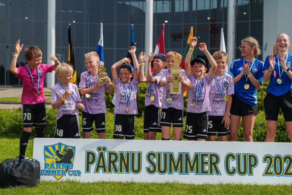 Harku United FC noored pallivõlurid särasid Pärnu Summer Cupil